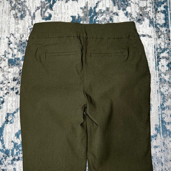 Chicos Green Pants - Picture 5 of 6